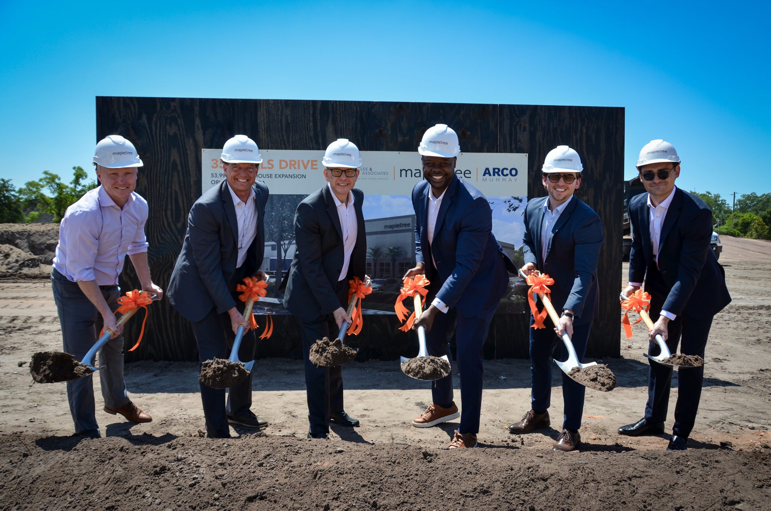Clothing, Hardhat, Helmet